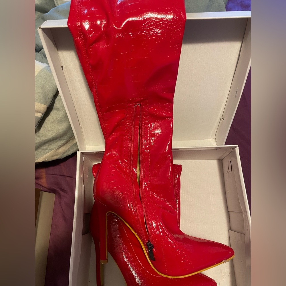 High hill red boots, size 8 in women